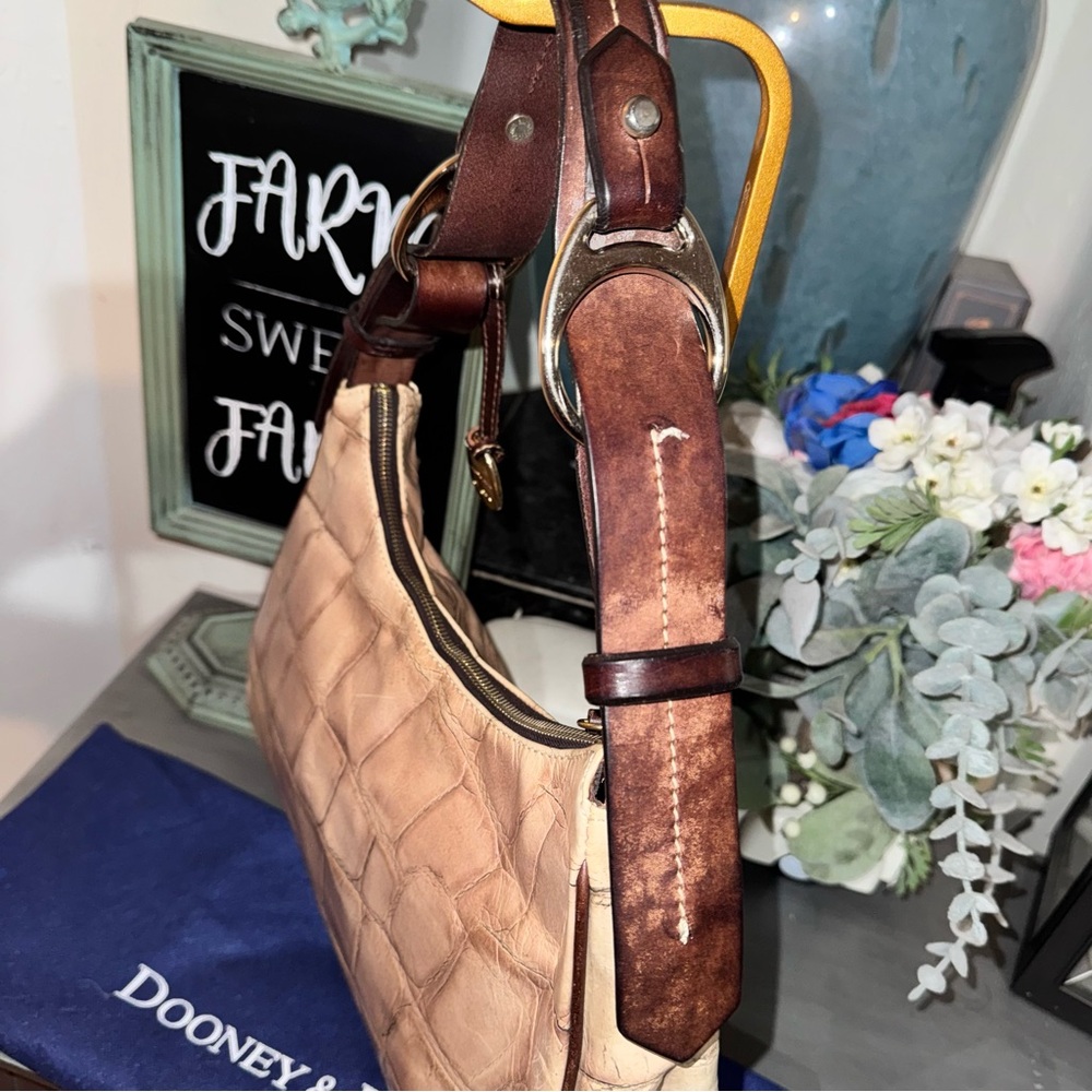 Dooney & Bourke Croc Embossed Leather Hobo bag - NWOT - Picture 12 of 16